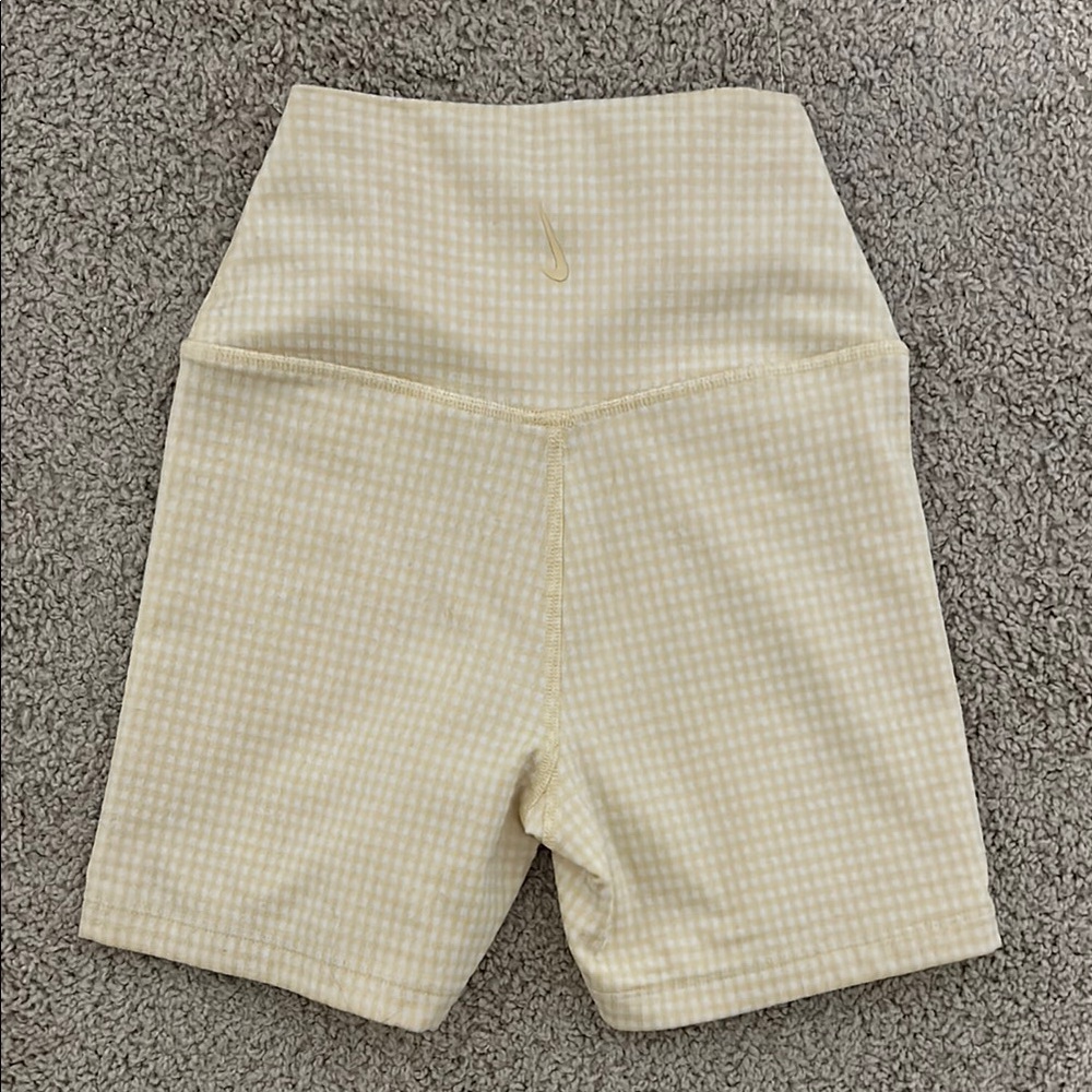 Nike High-Waist Gingham Bike Shorts - Pale Yellow